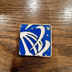 💛 (5/$35) - SHANGHAI DISNEY 2016 Hidden Mickey Disney Lands Pin: Tomorrowland